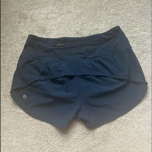 Lululemon Athletica High-Rise Speed Up Shorts 2.5” Navy Blue size 8
